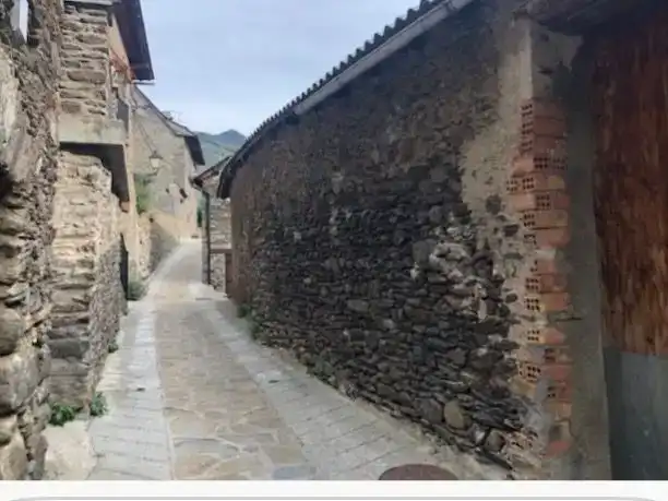 Vista exterior de Finca rústica en venda en La Guingueta d'Àneu