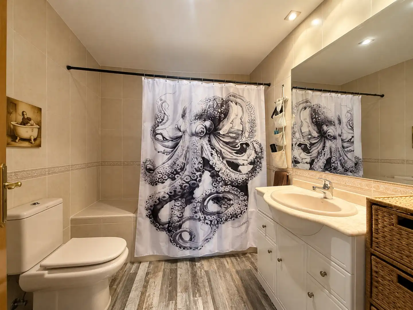 Bathroom of Flat for sale in La Pobla de Vallbona  with Air Conditioner, Furnished and Oven