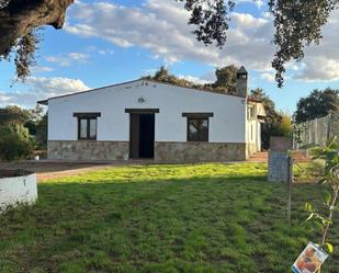 Vista exterior de Pis en venda en Badajoz Capital amb Aire condicionat i Piscina