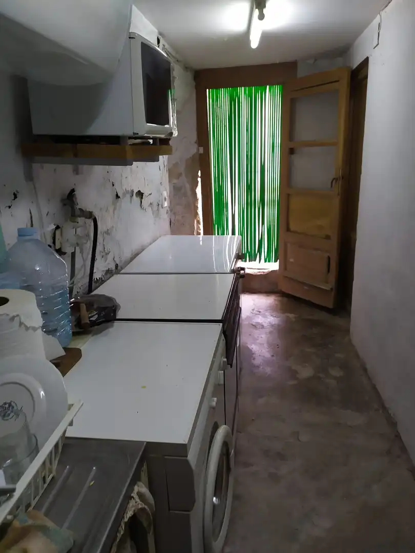 Cuina de Casa o xalet en venda en Lécera amb Jardí privat, Terrassa i Moblat