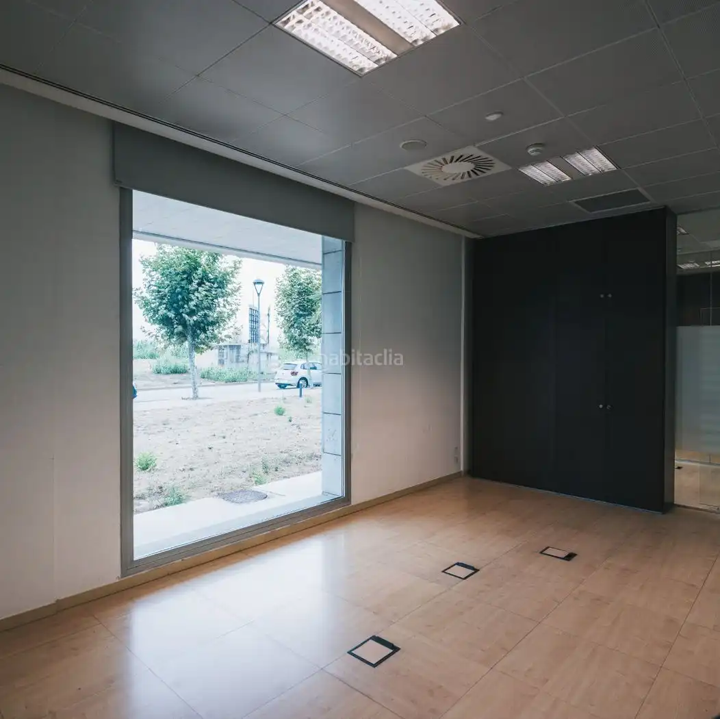 Bureau avec ascenseur à louer à Avinguda les Garrigues 46, imagen 28