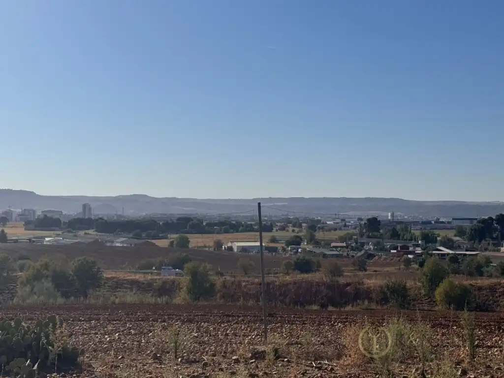 Residential land for sale in Poligono Ue-2a