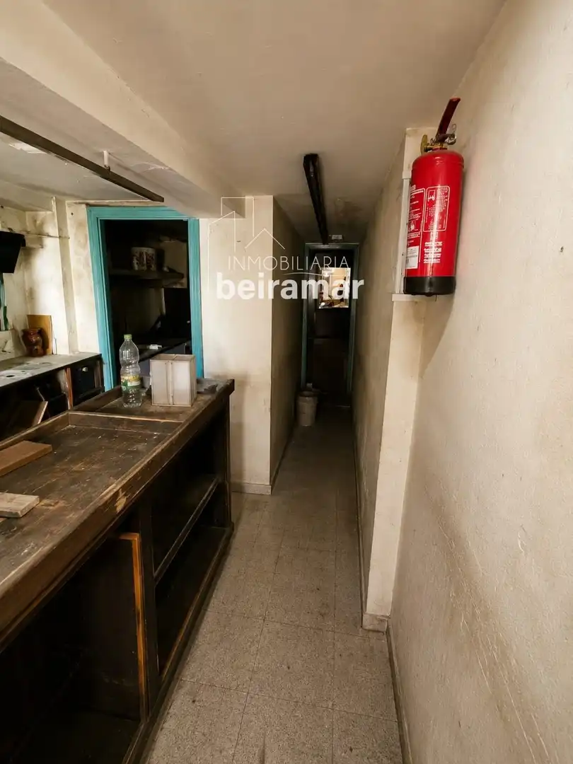 Local de alquiler en Rosalía de Castro, Santa Uxía de Ribeira