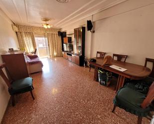 Living room of Apartment for sale in Elda  with Air Conditioner, Heating and Balcony