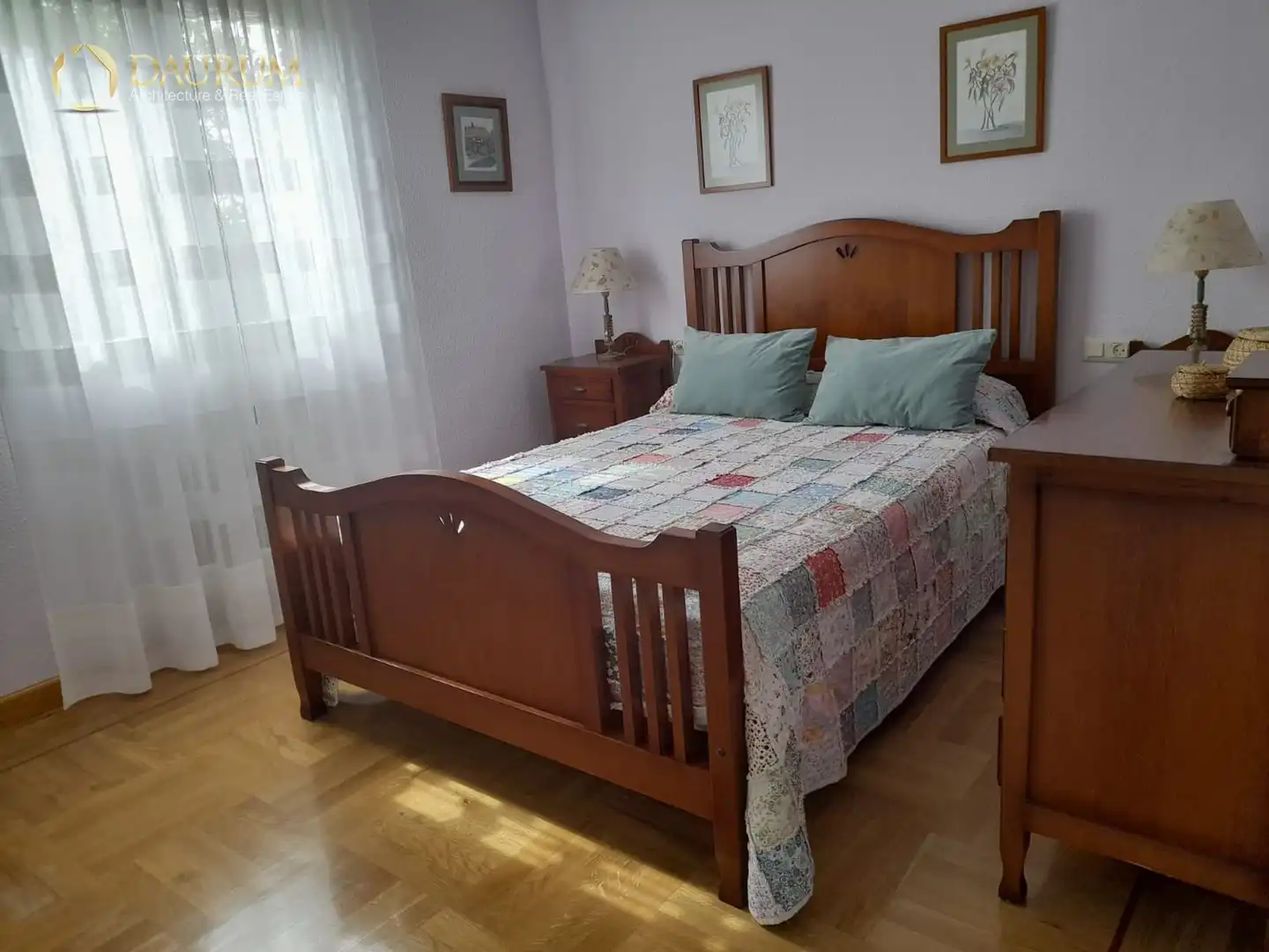 Dormitori de Casa adosada en venda en Móstoles amb Calefacció, Jardí privat i Terrassa