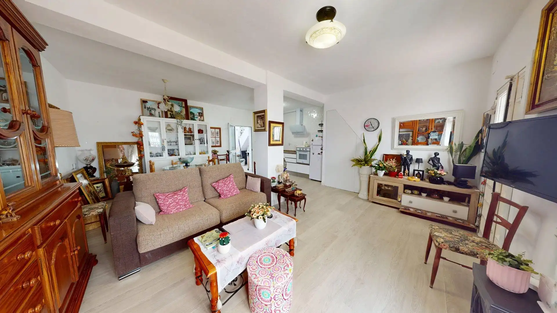 Sala de estar de Casa adosada en venta en Benalmádena con Calefacción, Jardín privado y Terraza