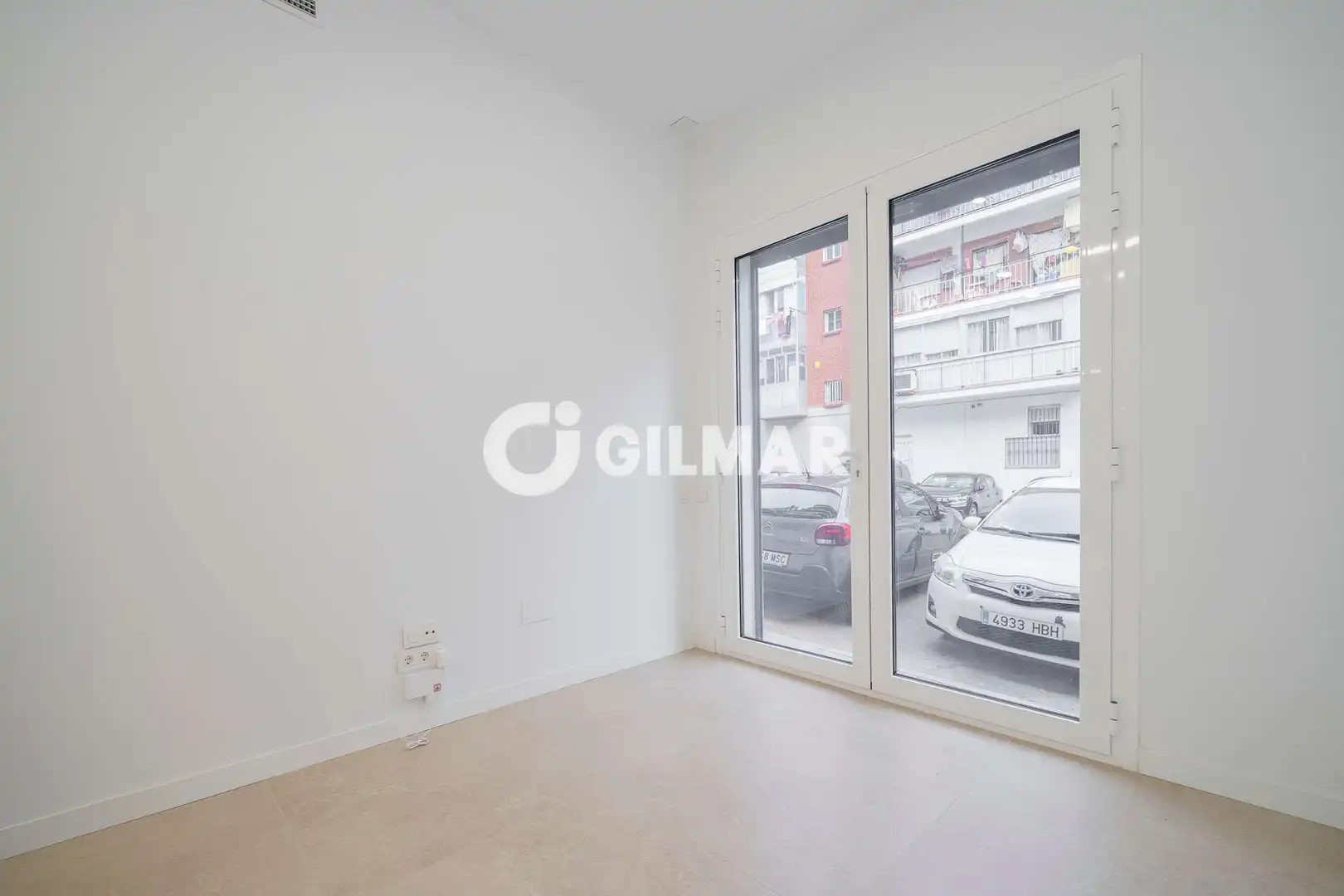 Habitación de Piso en venta en Madrid con Calefacción