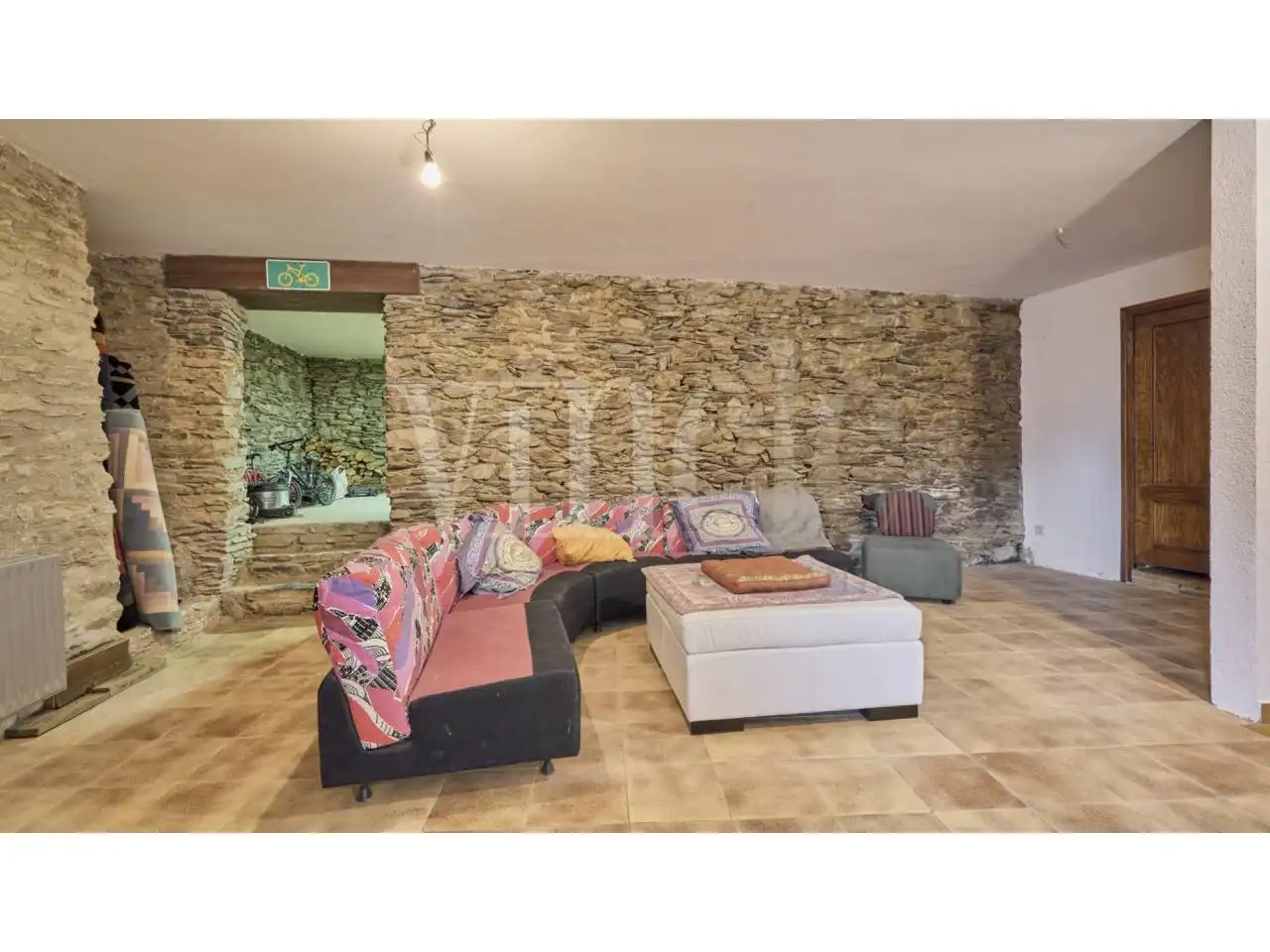 Sala d'estar de Casa o xalet en venda en Bolvir amb Jardí privat i Parquet