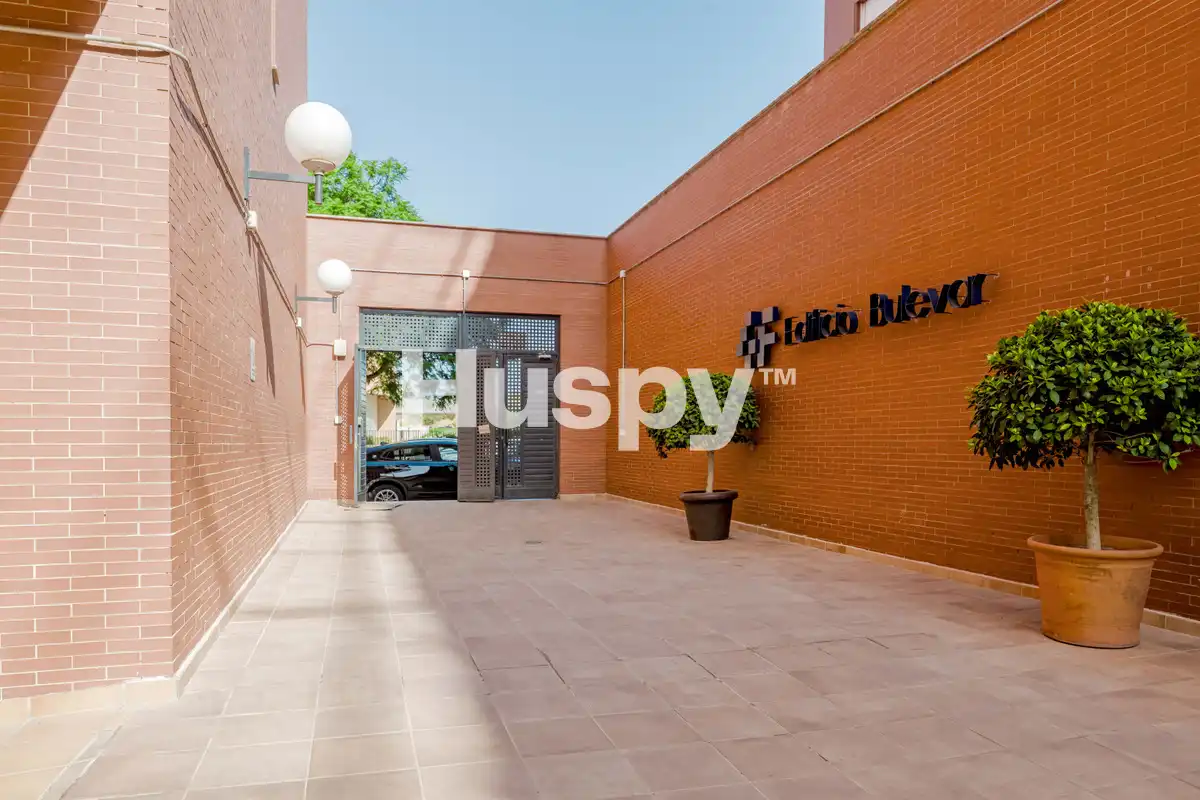 Vista exterior de Dúplex en venta en Zona Universitaria 