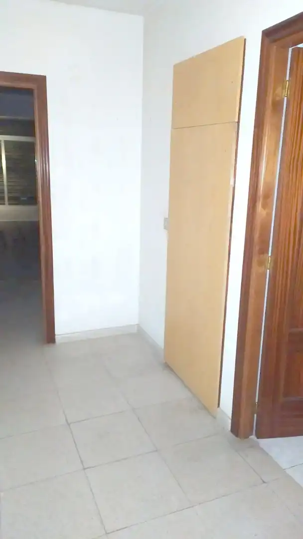 Local comercial en venda a Flores de Sil - La Placa, imagen 4