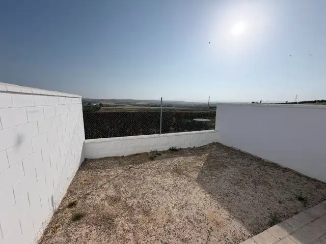 Terrassa de Casa o xalet en venda en Manzanilla amb Jardí privat, Parquet i Balcó