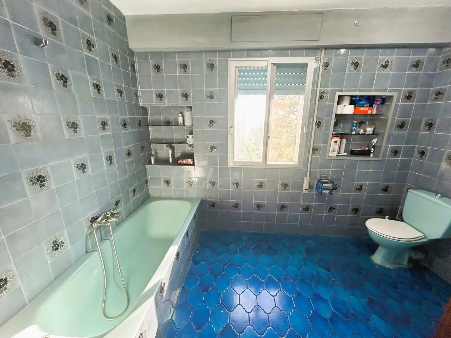 Bany de Casa o xalet en venda en Olocau amb Aire condicionat, Terrassa i Moblat