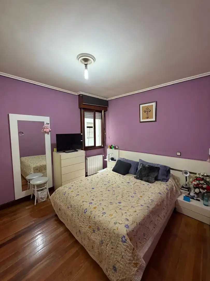 Habitación de Piso en venta en Bilbao  con Calefacción y Balcón