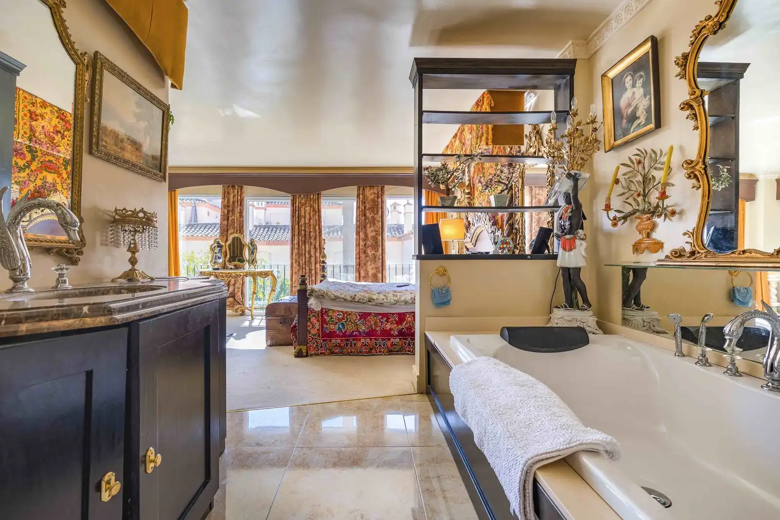 Schlafzimmer von Maisonette zum Verkauf in Estepona mit Klimaanlage und Gemeinschaftspool