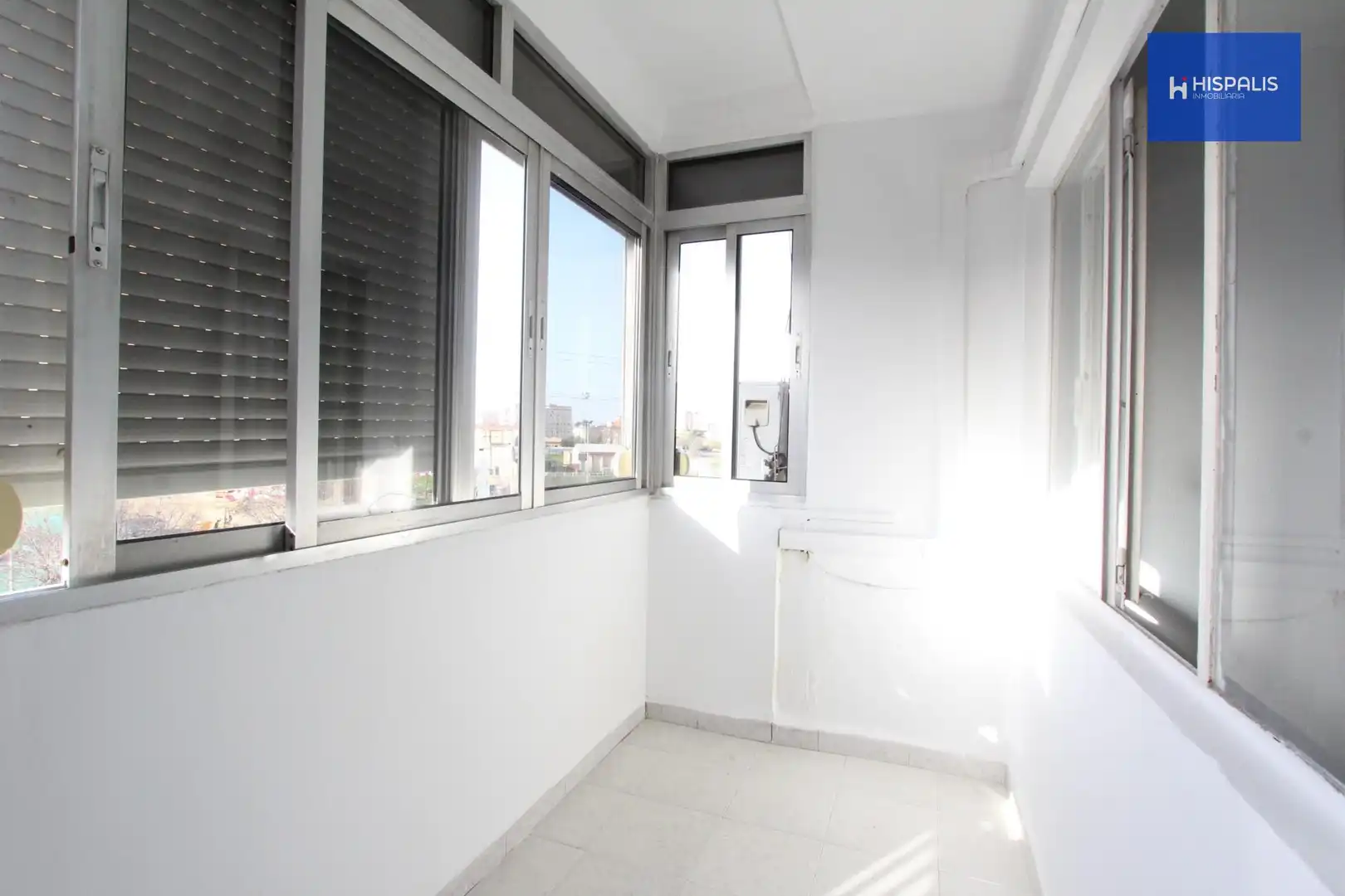 Bedroom of Flat for sale in  Sevilla Capital  with Air Conditioner
