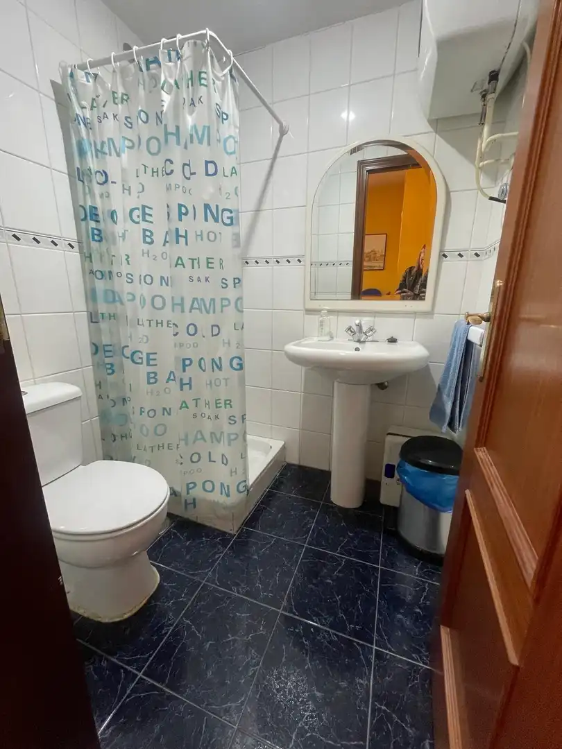 Bathroom of Office for sale in Valladolid  with Air Conditioner