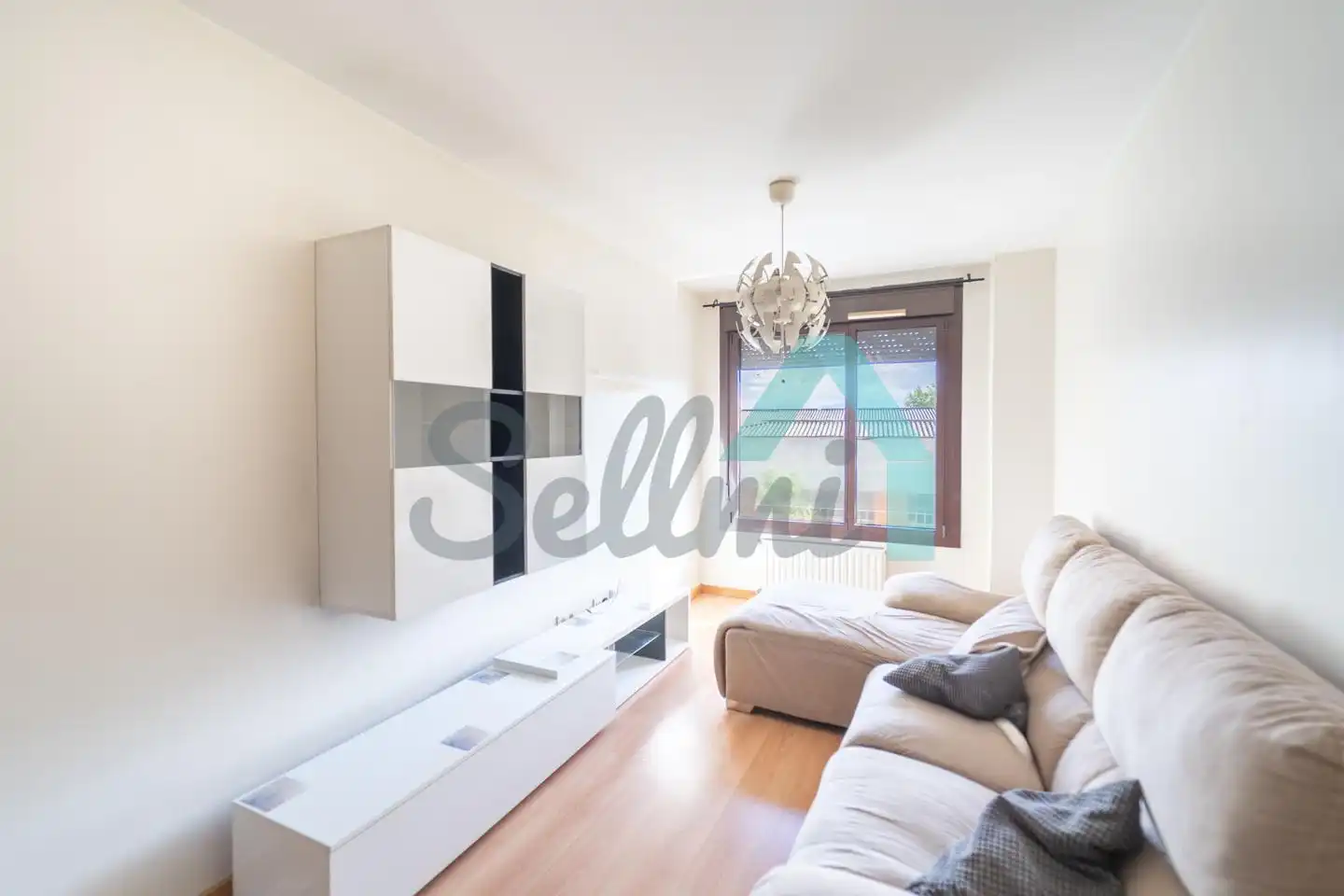 Living room of Flat for rent in Siero  with Heating and Furnished