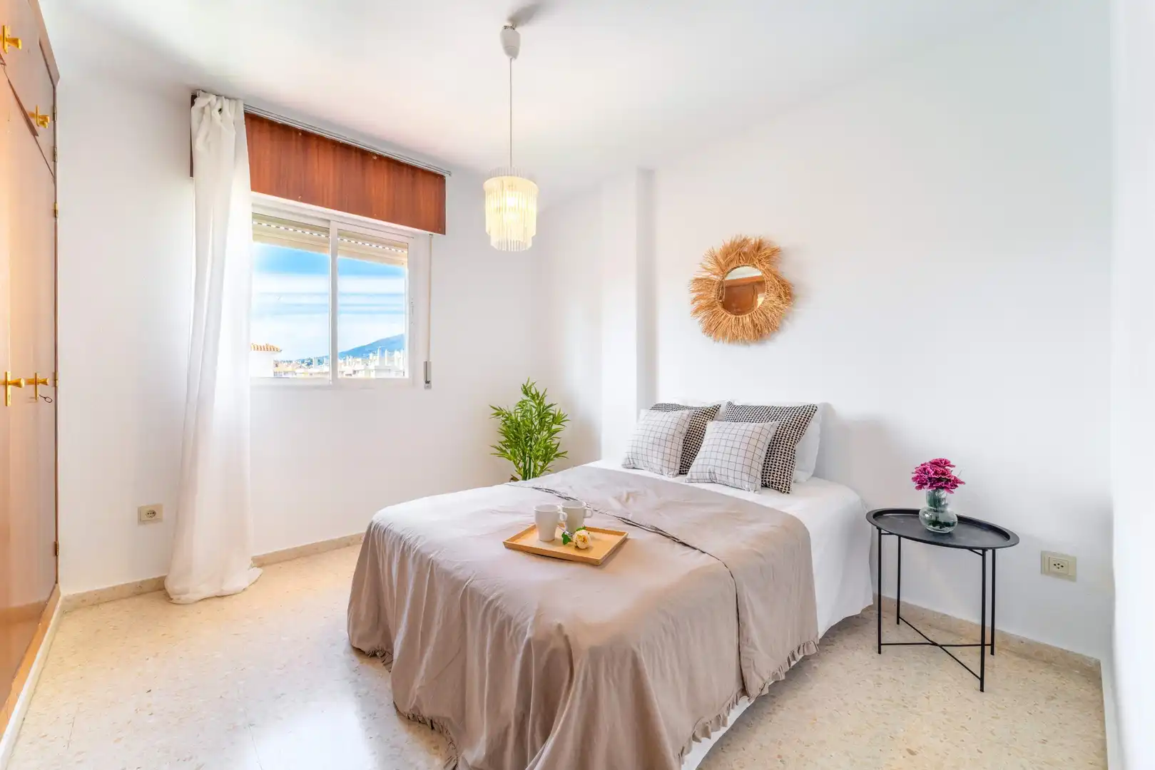 Habitación de Piso en venta en Fuengirola con Terraza, Trastero y Piscina comunitaria