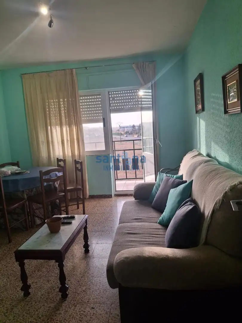 Bedroom of Apartments for sale in Villamañán  with Terrace and Furnished