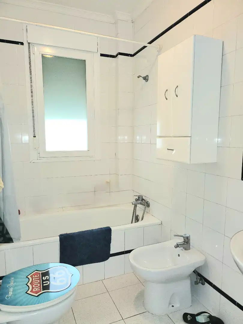 Bathroom of Houses for sale in Alcalá de Guadaira  with Air Conditioner, Heating and Private garden