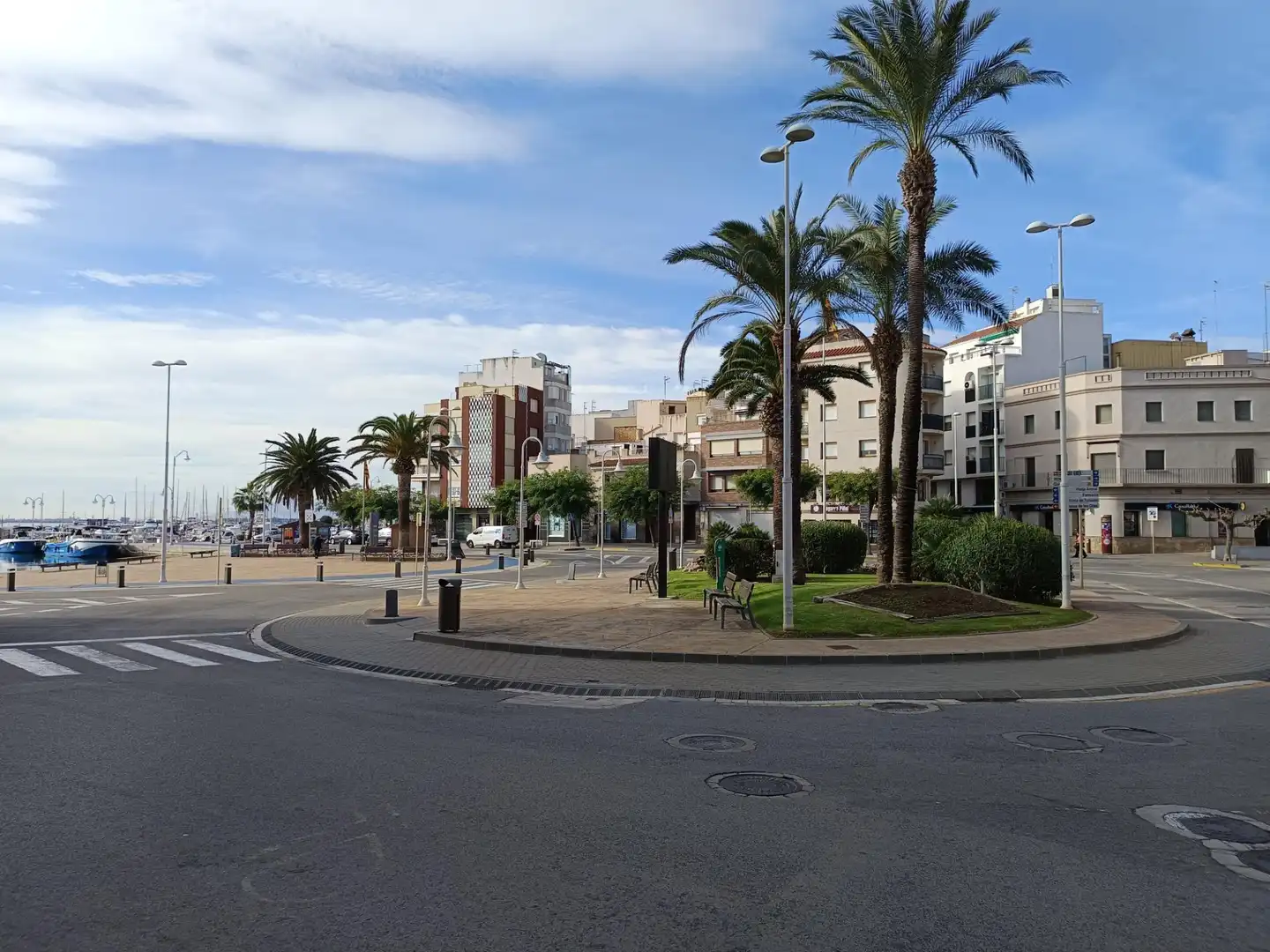 Exterior view of Duplexes for sale in L'Ampolla  with Air Conditioner, Terrace and Furnished