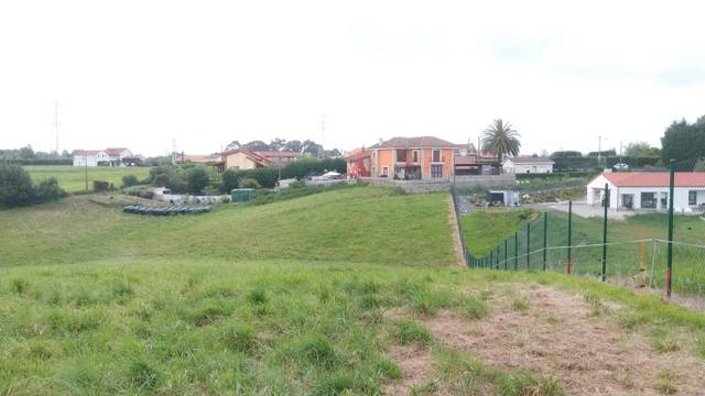 Terreno en Venta en Camino de Caliero en El Carbayedo - El Quirinal