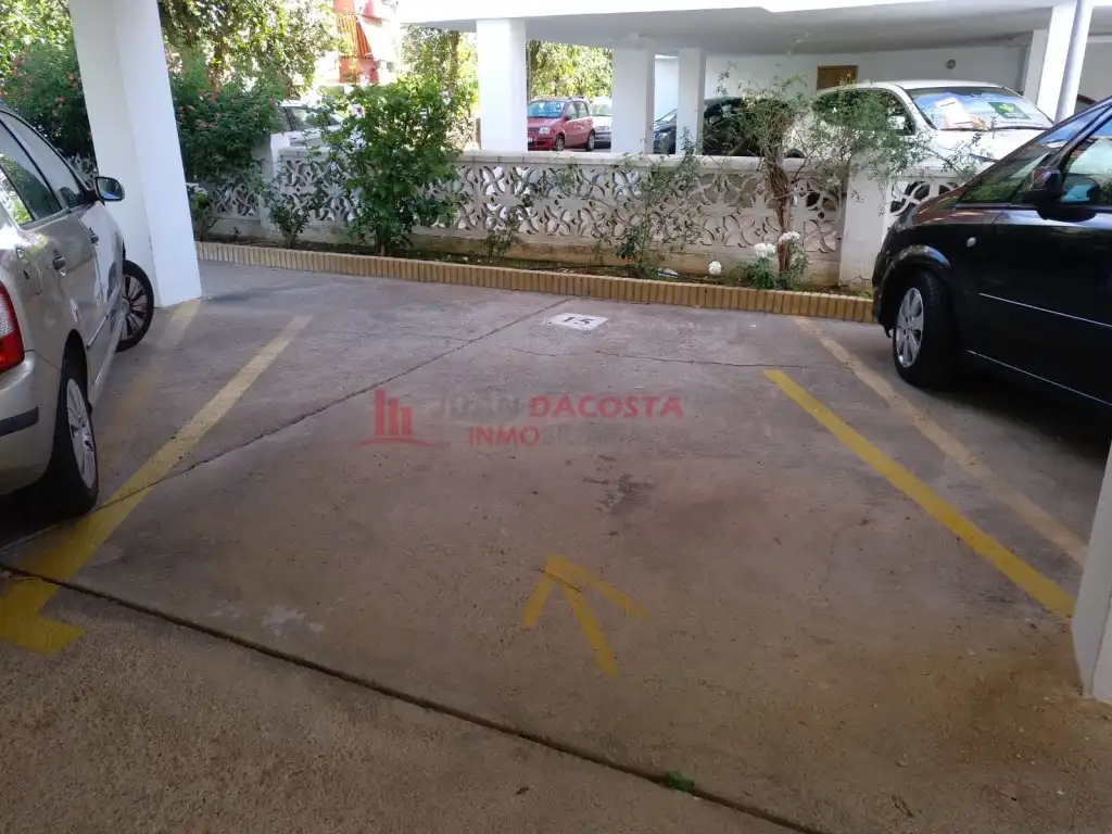 Parkplatz von Wohnungen zur Miete in La Antilla