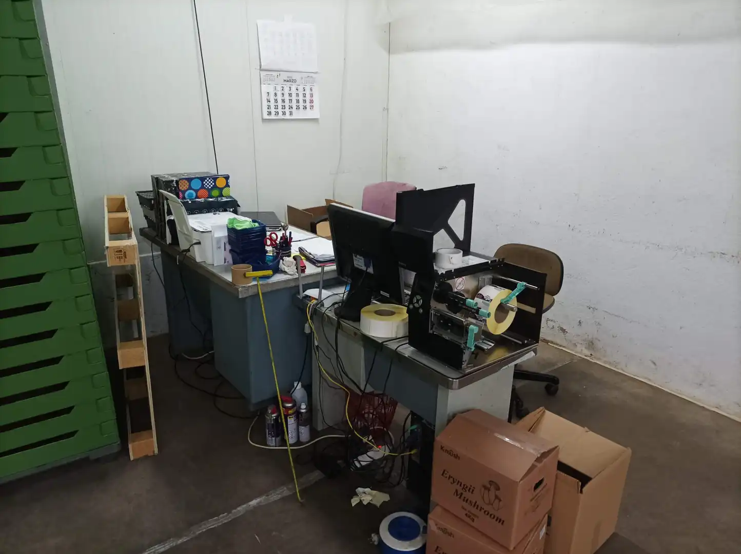 Nave industrial en venta en Ledaña con Alarma