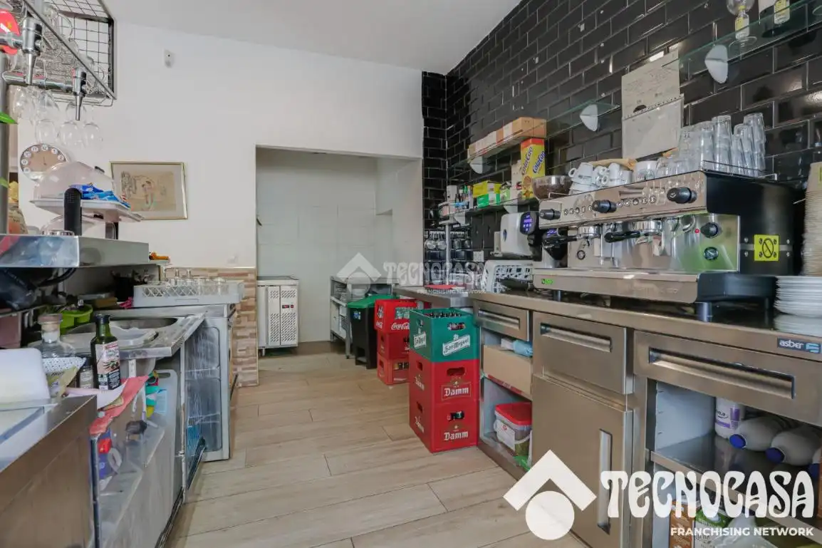 Business premises for sale in Torrent Ballester, imagen 9