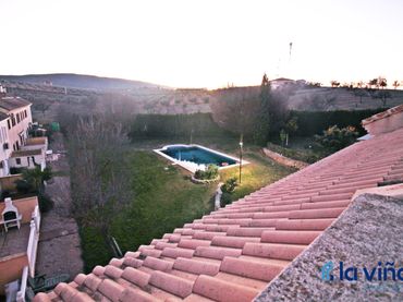 Maison mitoyenne avec piscine à vendre à Mollina