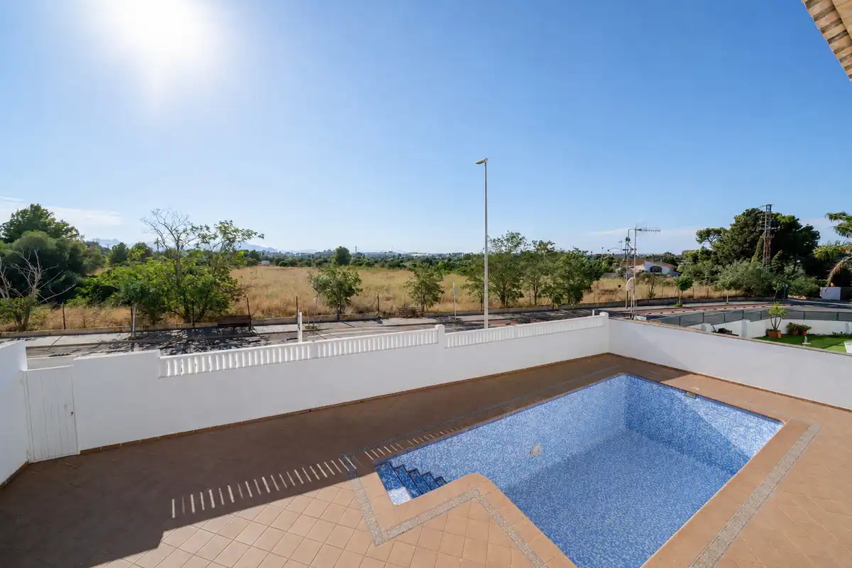 Piscina de Casa o chalet en venta en Dénia con Aire acondicionado, Calefacción y Jardín privado