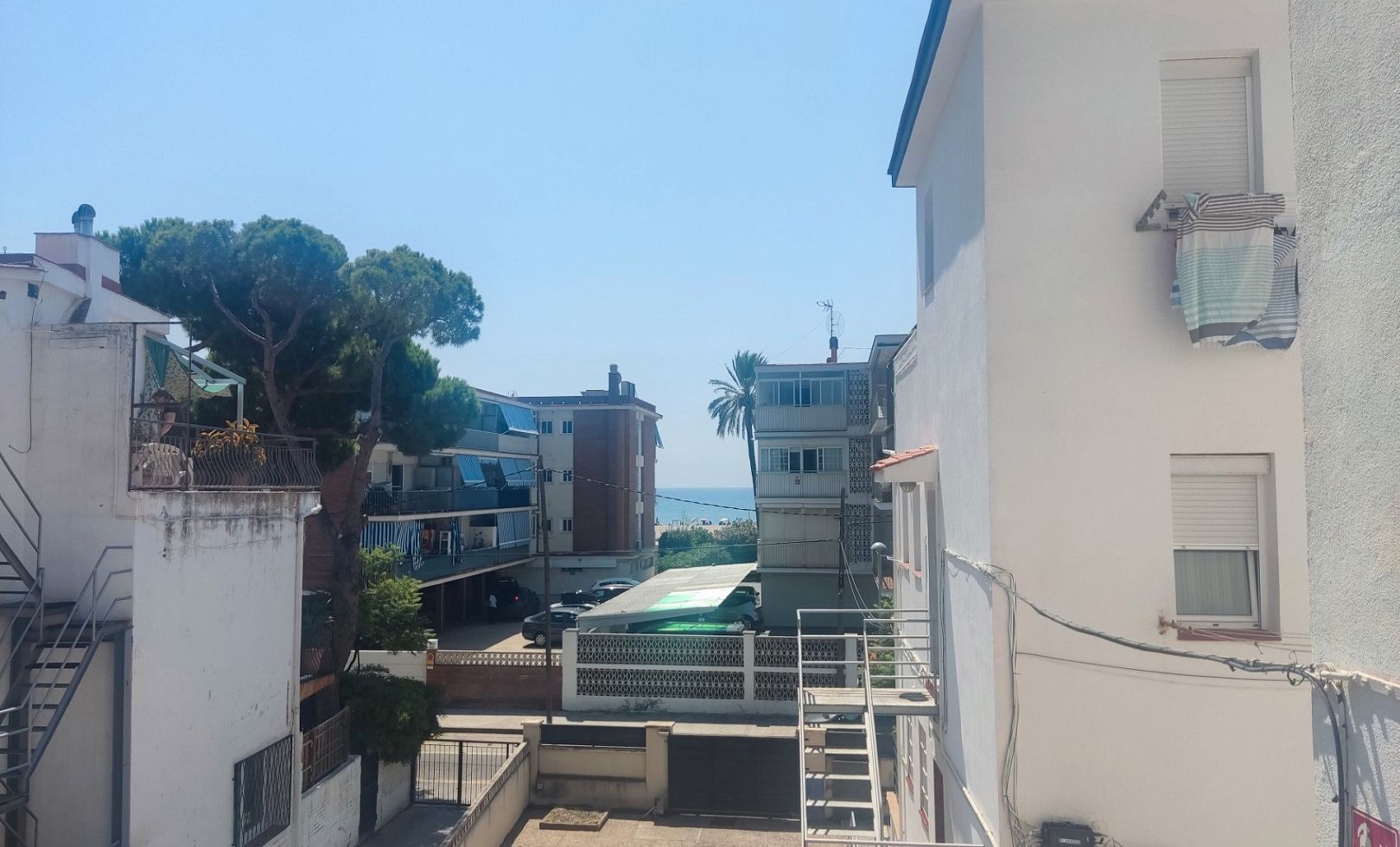 Exterior view of Apartment to rent in Castelldefels  with Air Conditioner, Terrace and Furnished