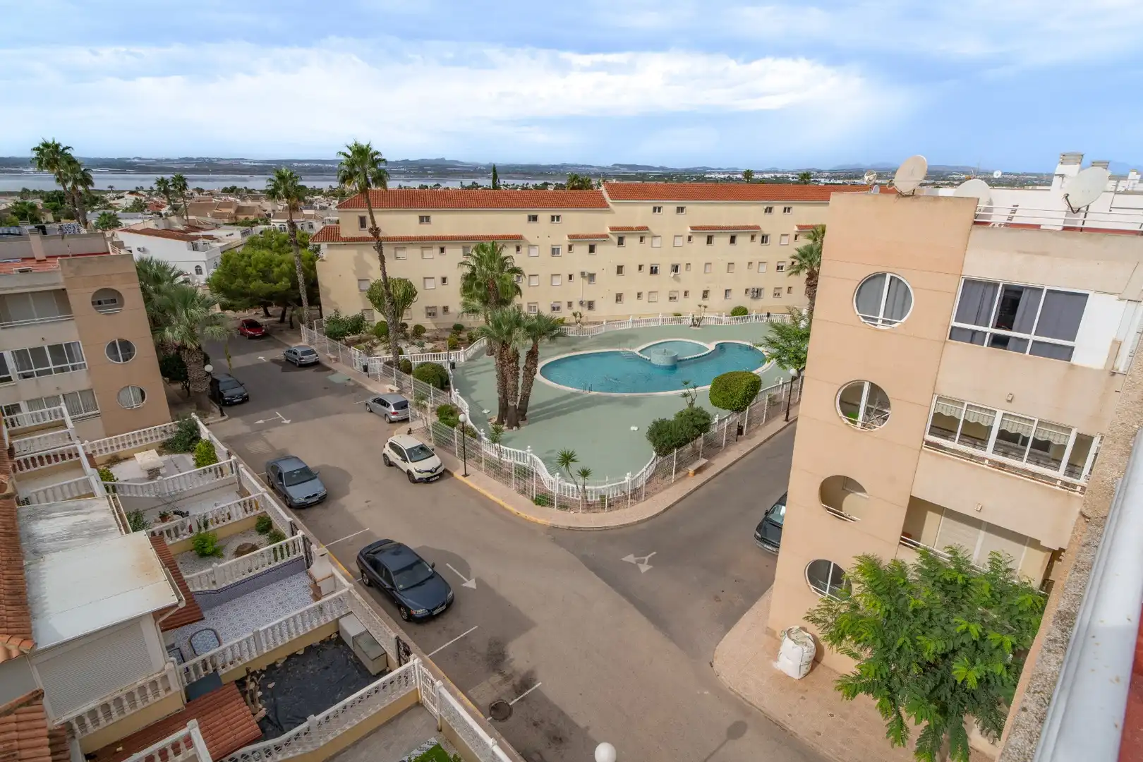 Apartment mit Pool zum Verkauf in Zona Carrefour - Urbanizaciones