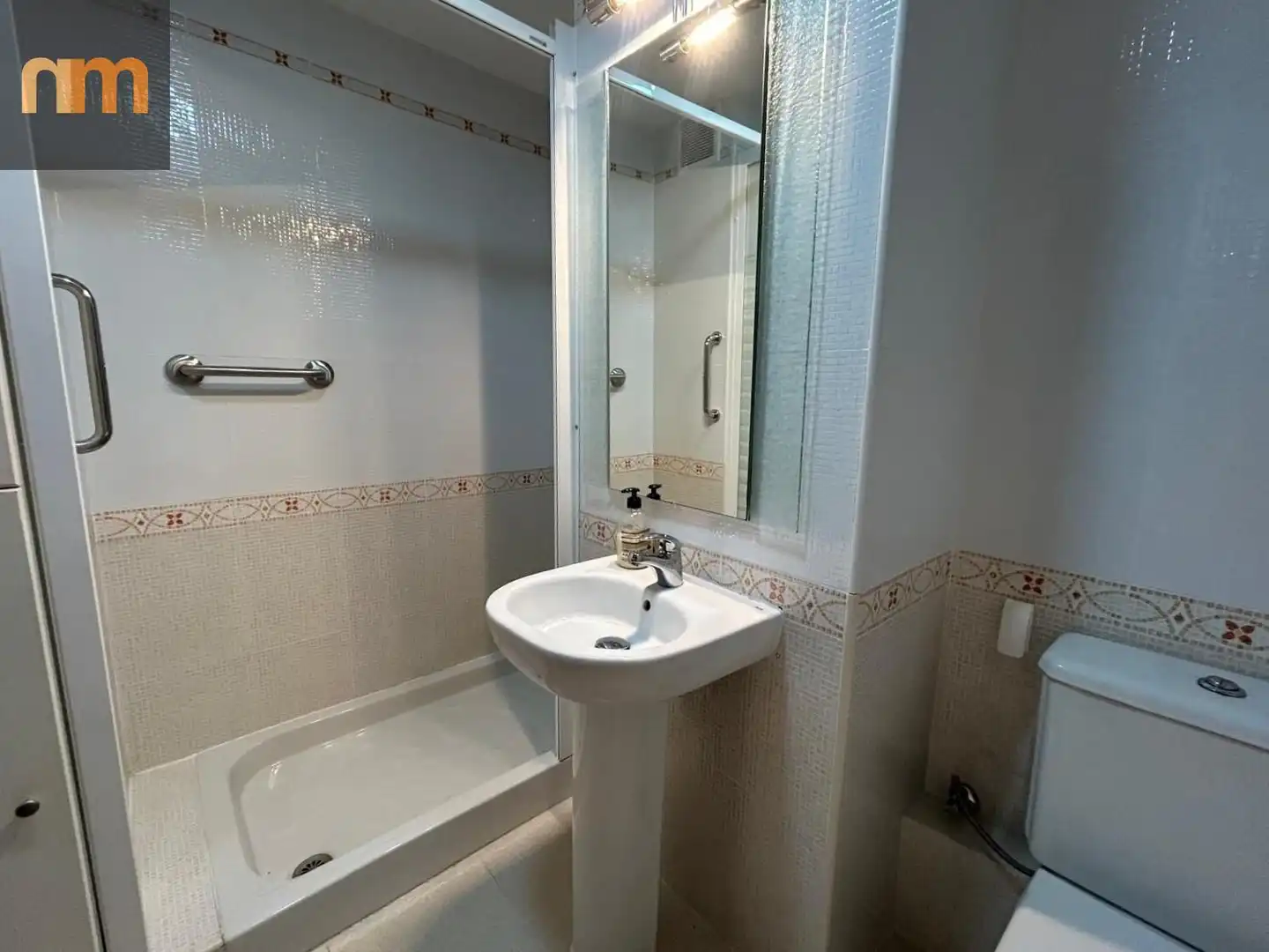 Flat for sale in Calle ALONDRA, Vista Alegre