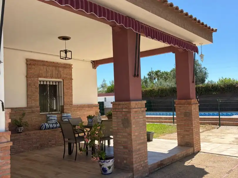 Terrassa de Casa o xalet en venda en Carmona amb Aire condicionat, Jardí privat i Terrassa