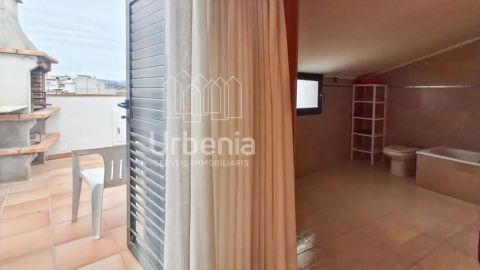 Habitación de Dúplex en venta en Tordera con Aire acondicionado, Calefacción y Terraza