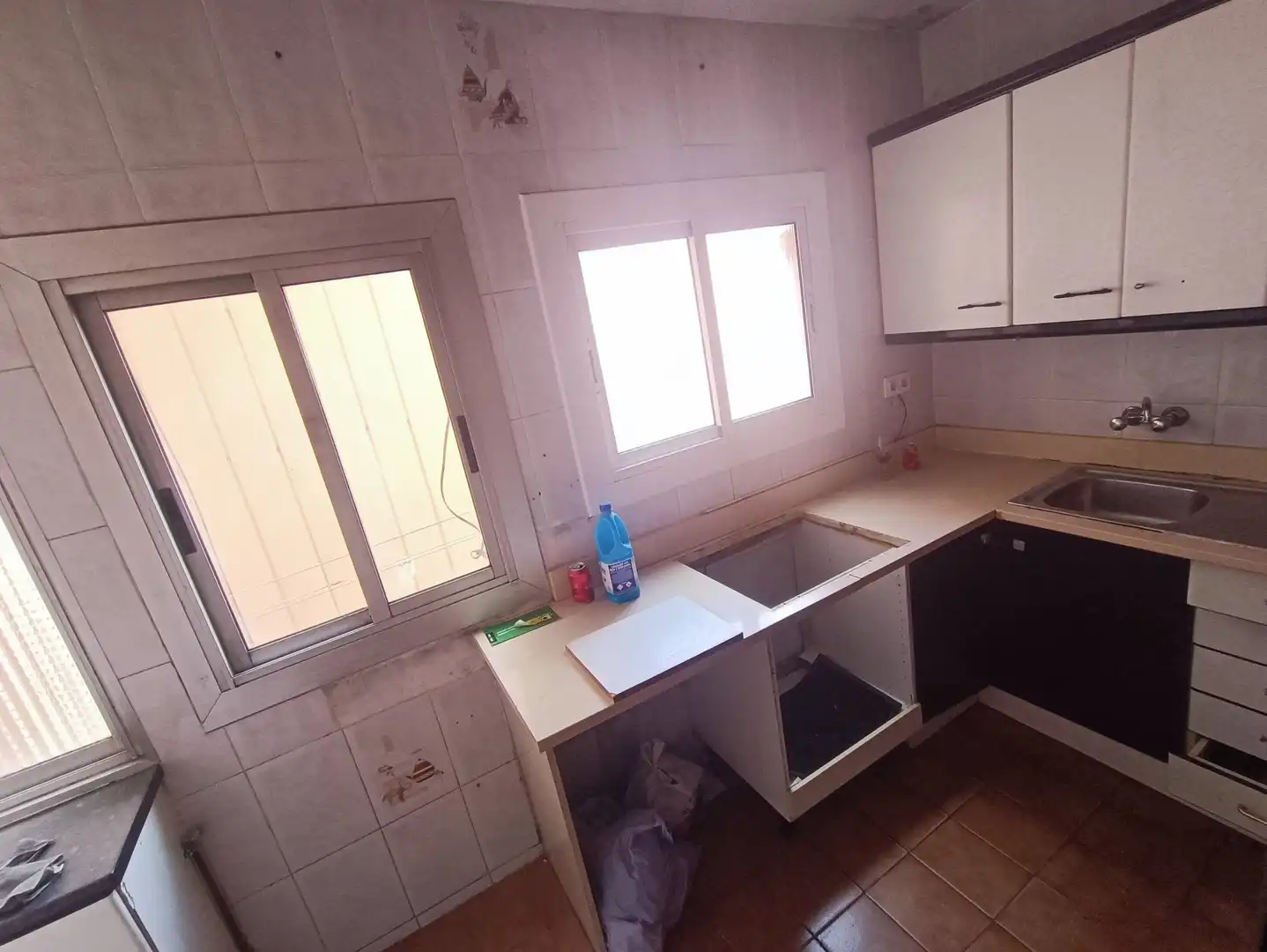 Küche von Wohnung zum Verkauf in L'Hospitalet de Llobregat