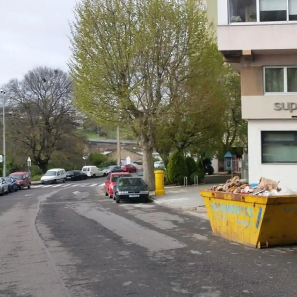 Aparcament amb ascensor en venda a GENERAL SANJURJO, imagen 3