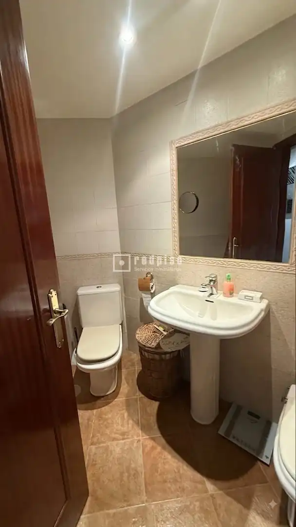 Bathroom of Flat for sale in Getafe  with Air Conditioner, Heating and Private garden
