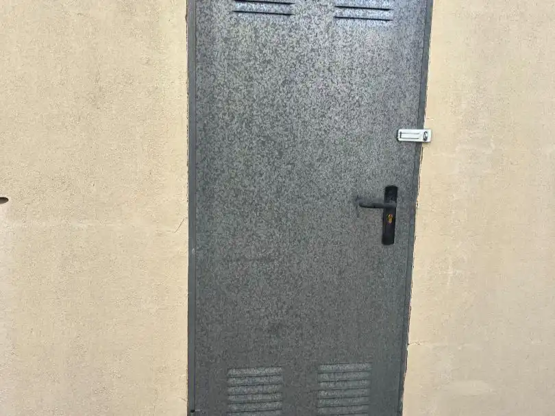 Exterior view of Storage room for rent in Ronda
