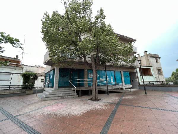 Local comercial en Alquiler en Pz Esglesia                                        en Horta