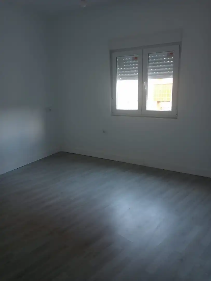Habitación de Piso en venta en San Martín del Rey Aurelio con Terraza