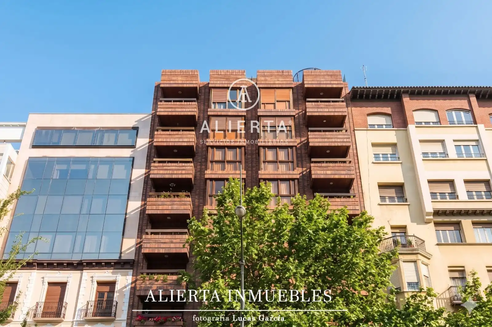 Exterior view of Flat for sale in Zaragoza  with Air Conditioner, Heating and Terrace
