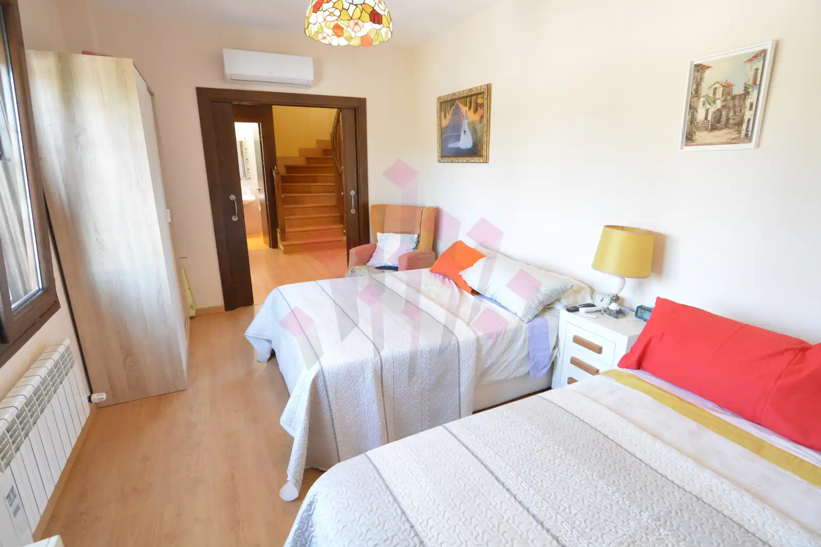 Dormitori de Casa o xalet en venda en Ciudad Real amb Aire condicionat, Calefacció i Jardí privat