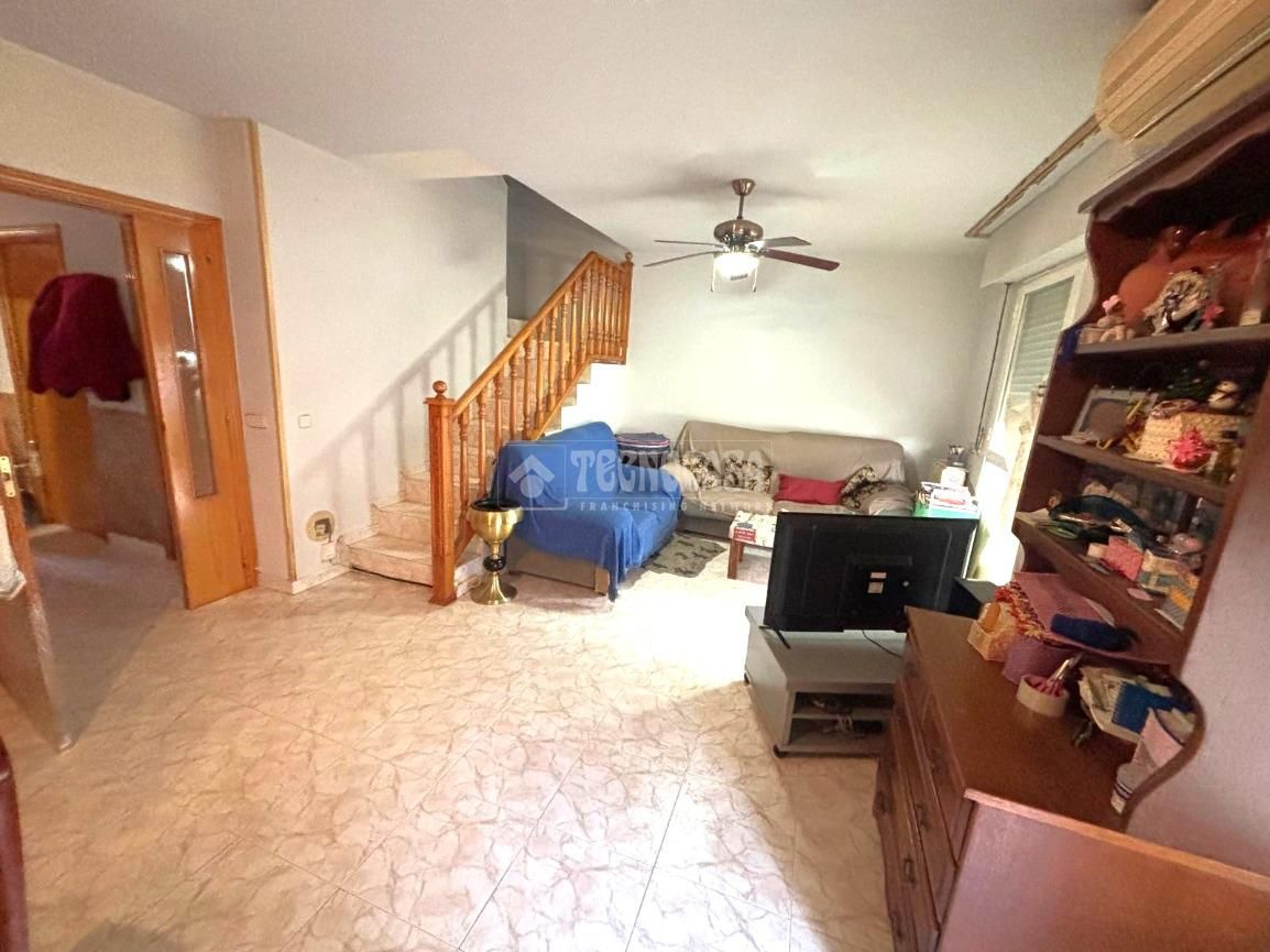 Single-family semi-detached for sale in Parla  with Heating, Terrace and Furnished