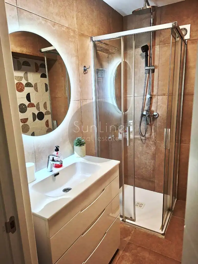 Bathroom of Flat for rent in Benicalap