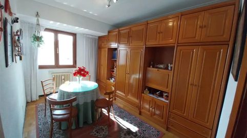 Foto 2 de Pis en venda a Obispo Ballester Kalea, 8, El Anglo, Vitoria - Gasteiz