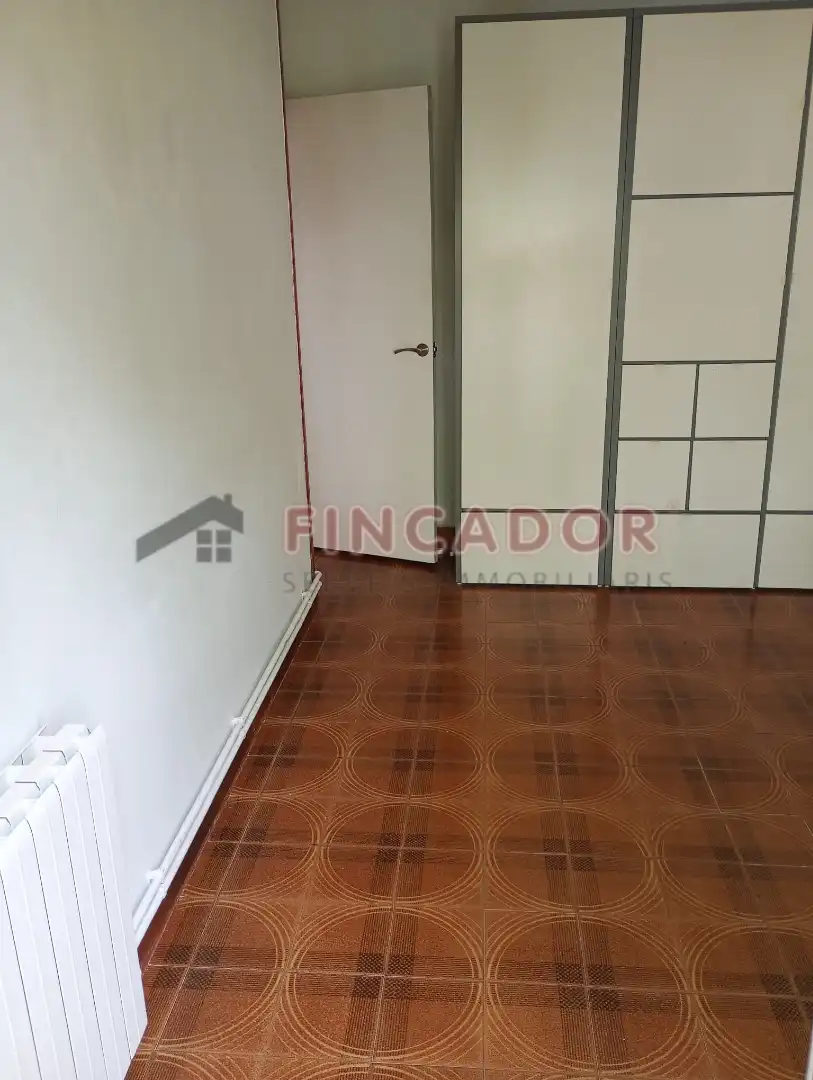 Habitación de Piso en venta en Barcelona con Aire acondicionado, Calefacción y Balcón