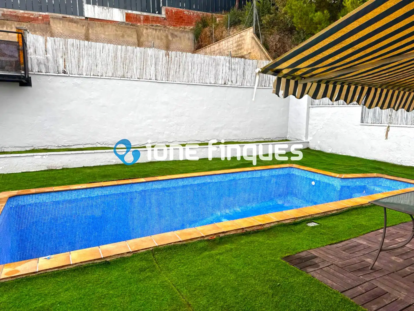 Piscina de Casa o chalet en venta en Rubí con Calefacción, Terraza y Piscina