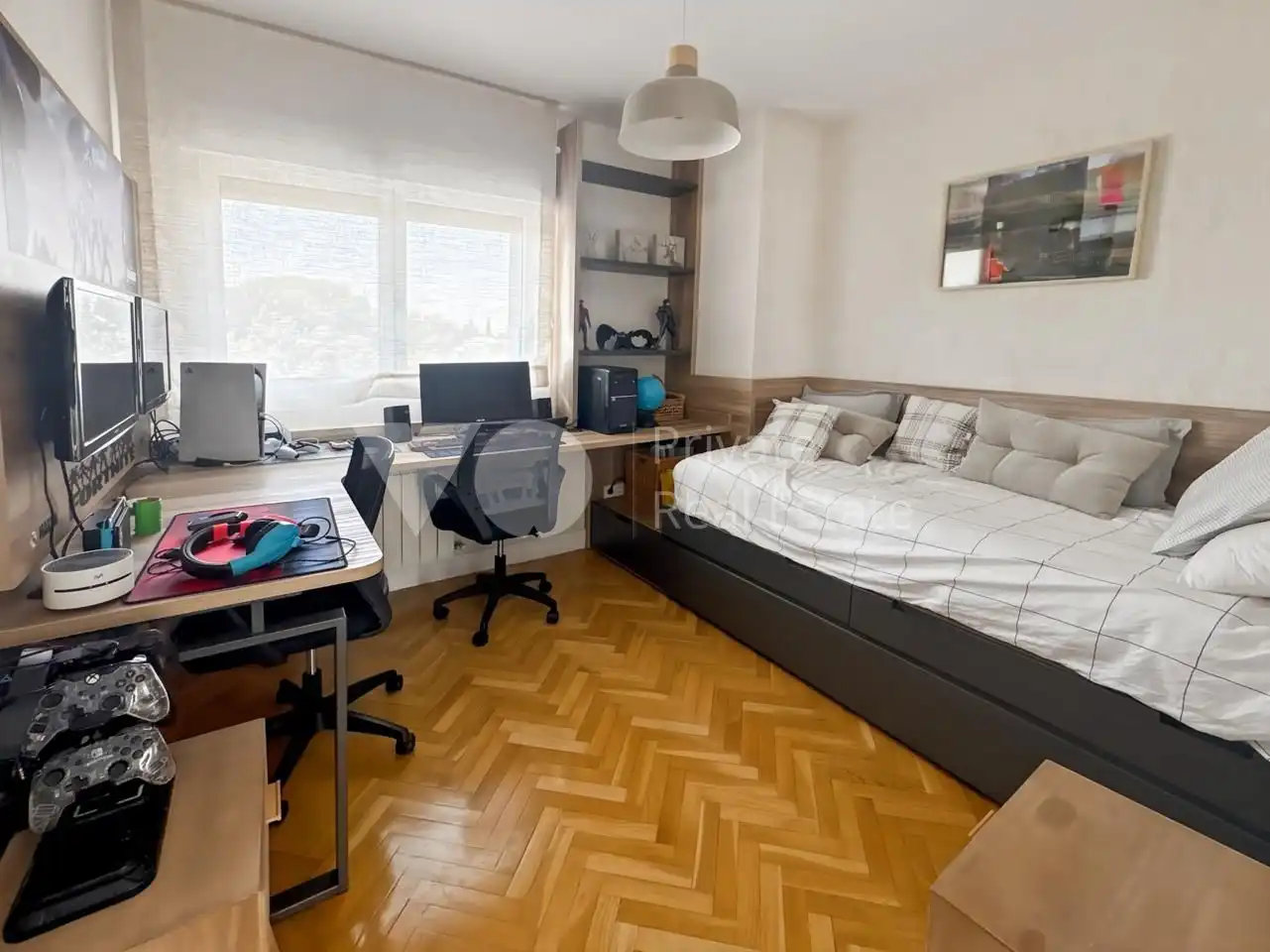 Bedroom of Houses for sale in Boadilla del Monte  with Air Conditioner, Heating and Private garden